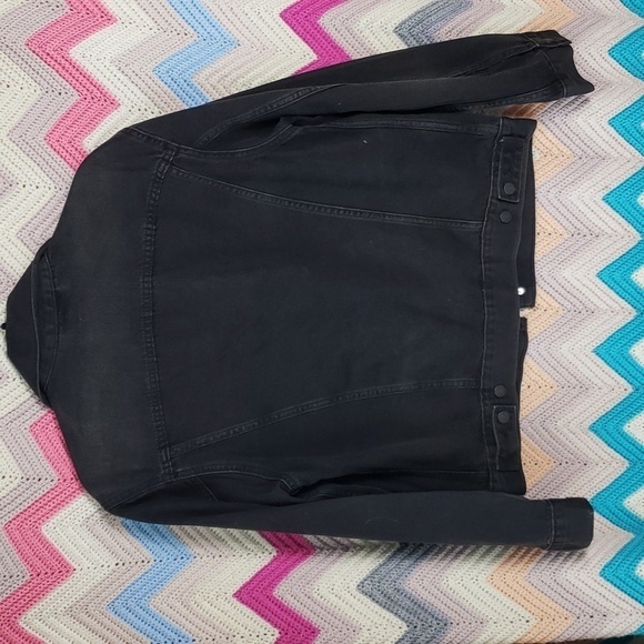 Levi's vintage fit black denim jean jacket small - Picture 6 of 12